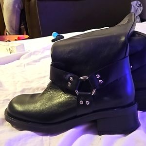Yokono Boots size 10